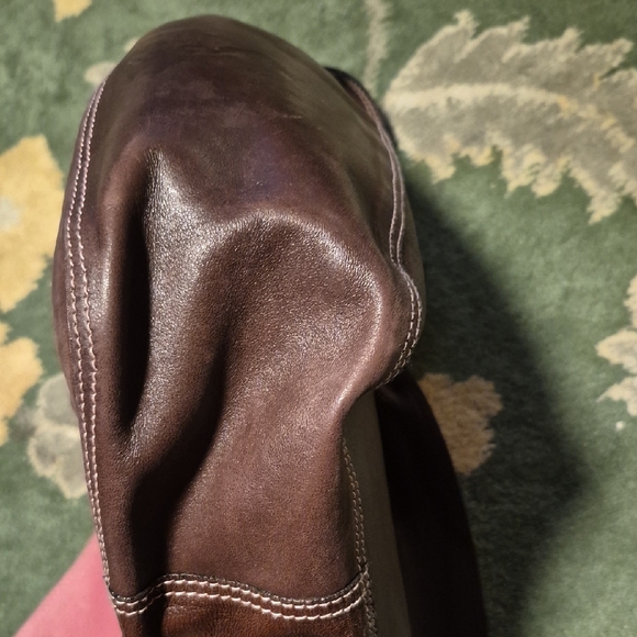 Stylish Brown Leather Shoulder Bag - Picture 6 of 12